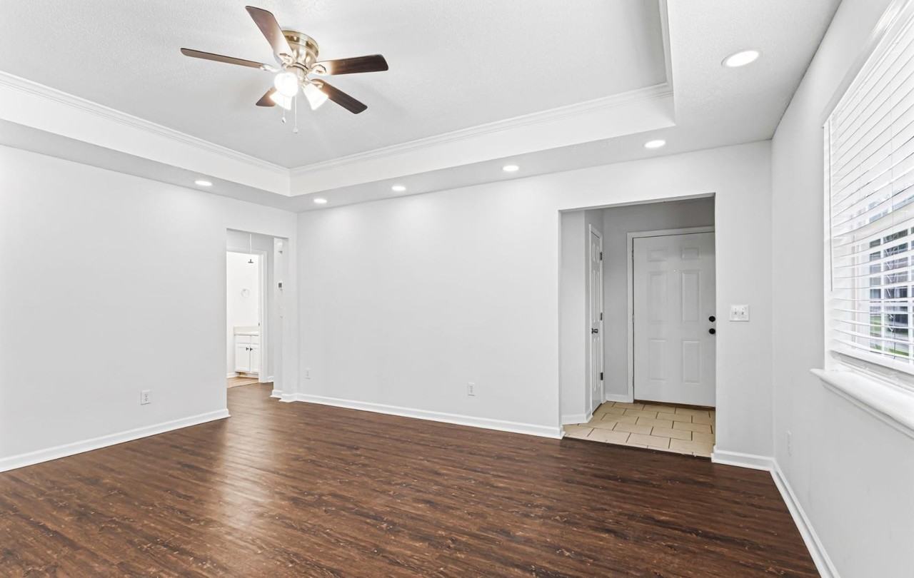 138 Kensington Cir - Photo 5 of 20