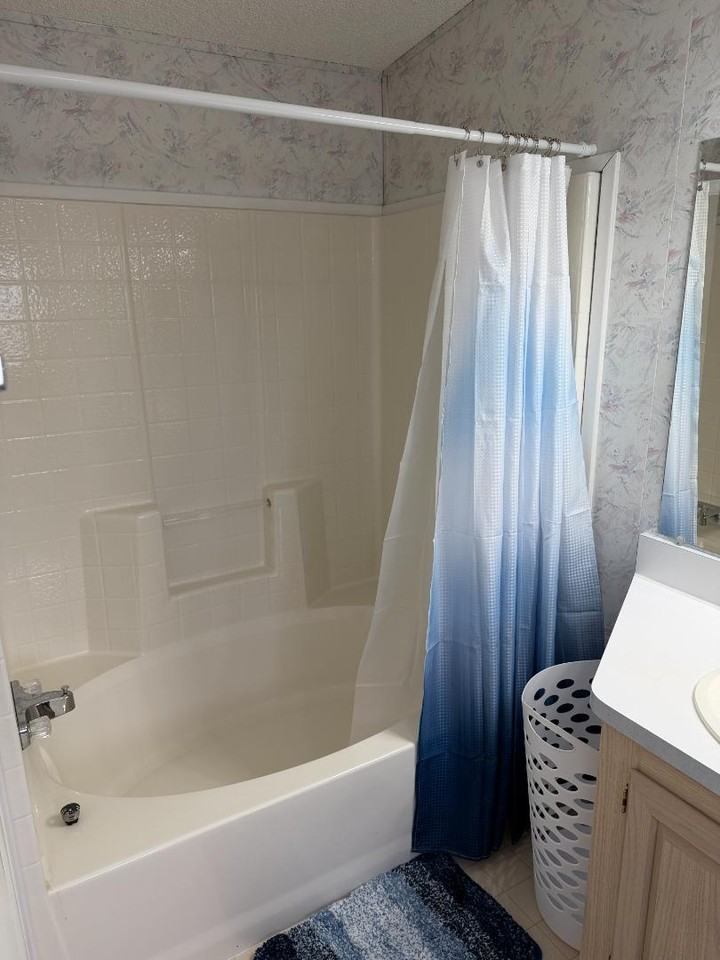45 Radiant St - Photo 7 of 13