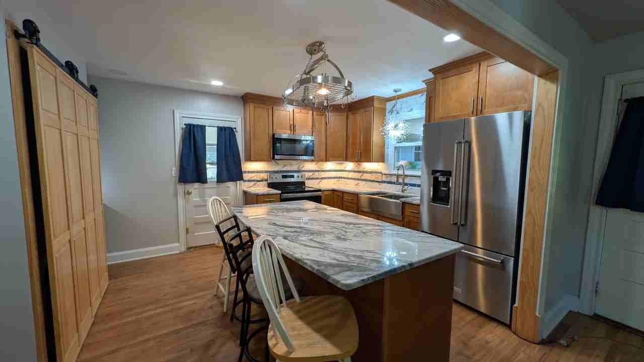 8 Tiffany Dr - Photo 2 of 20