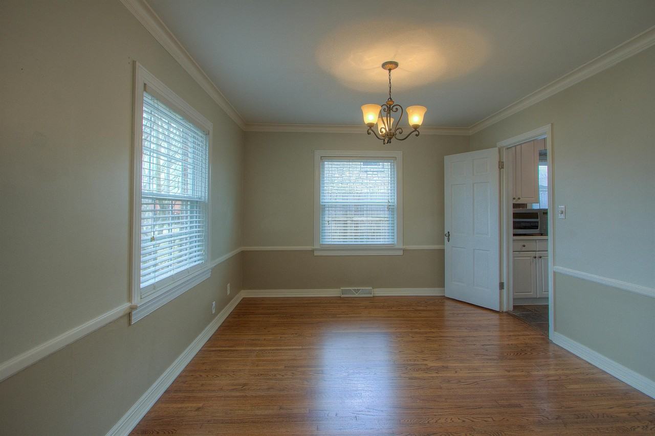 1133 S Oswego Ave #1 - Photo 6 of 19