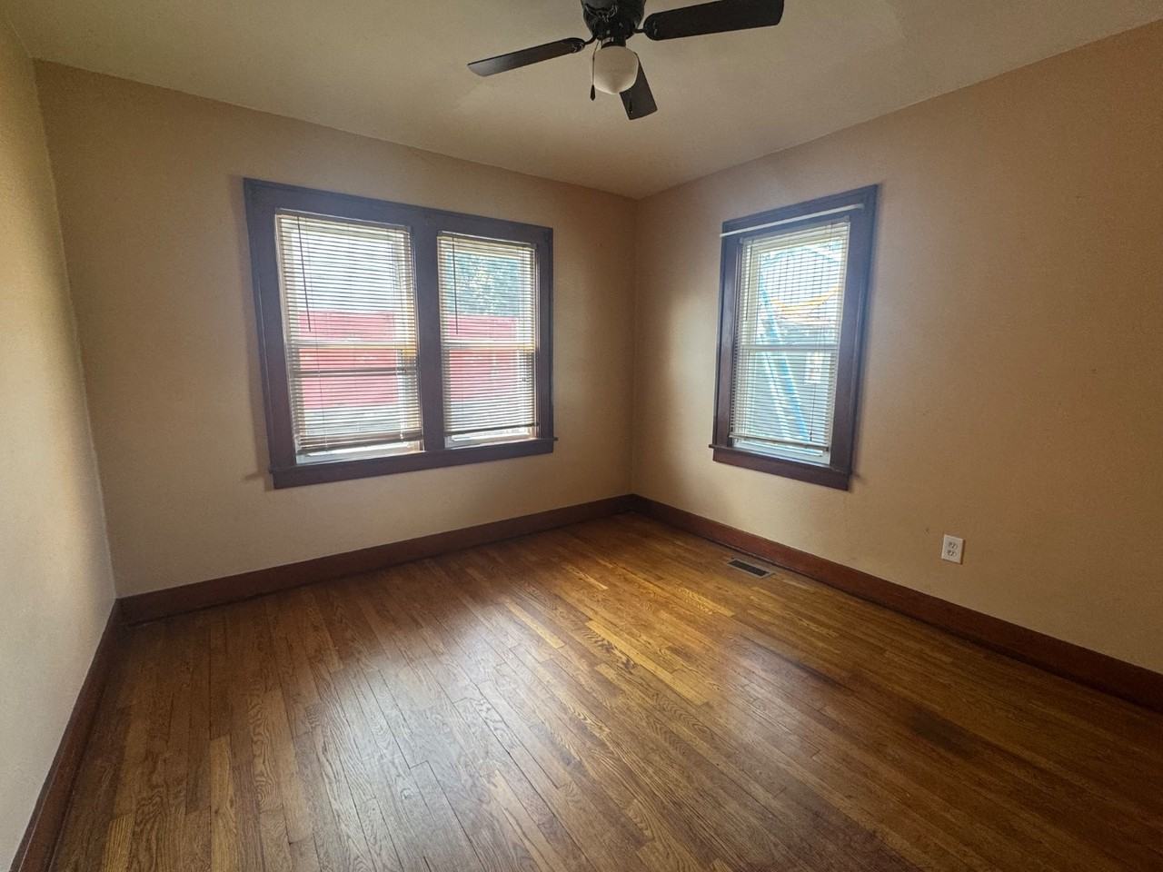 3200 Shelby Ave - Photo 7 of 9
