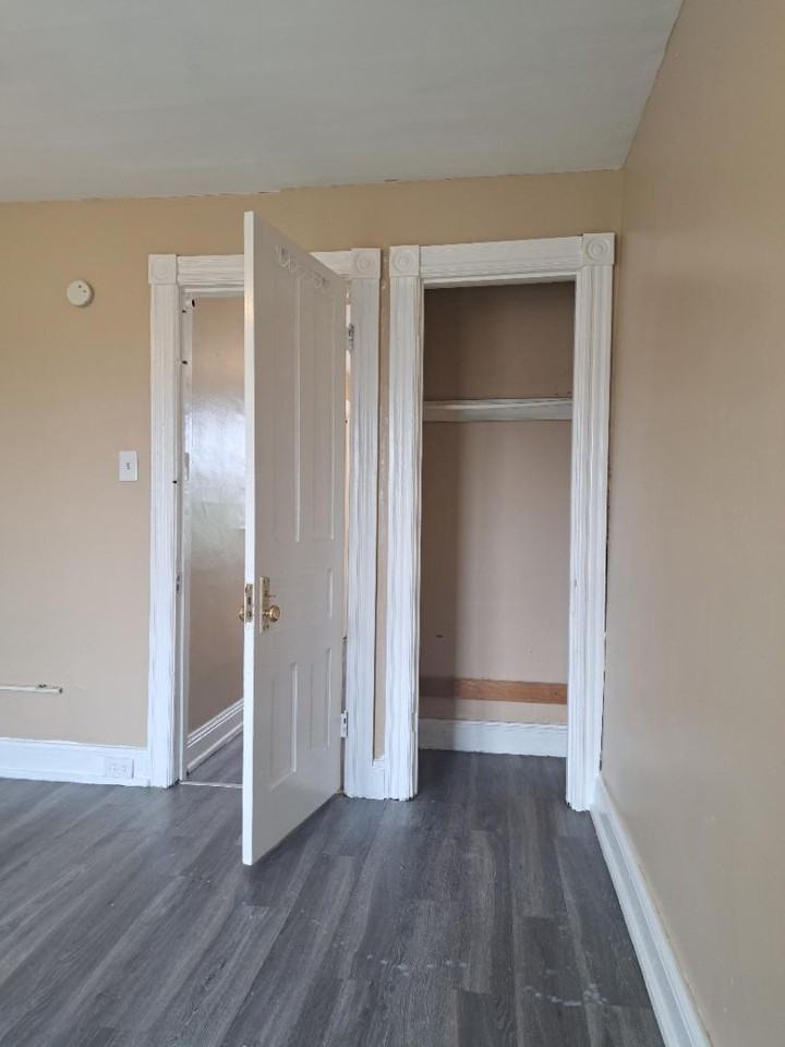 906 1/2 N 7th st - Photo 3 of 4