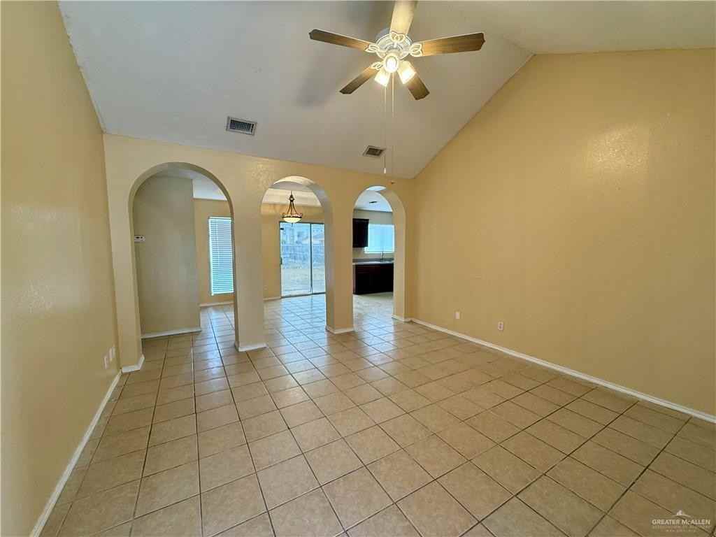 6901 Verano St - Photo 4 of 19