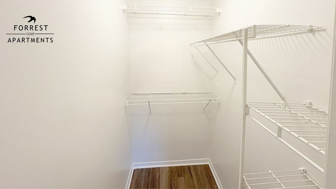 Forrest Cove APARTMENTS - Photo 7 of 11