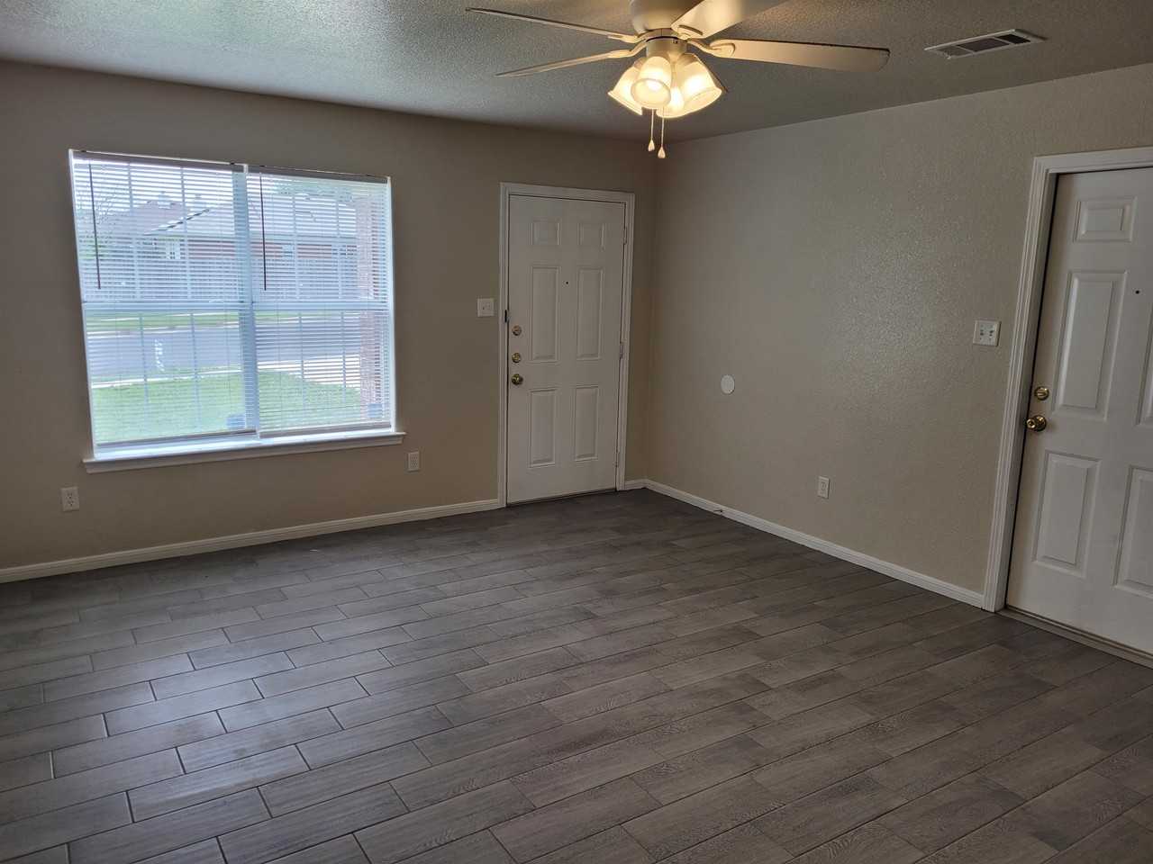 4604 Acorn Creek Trl #1 - Photo 2 of 10
