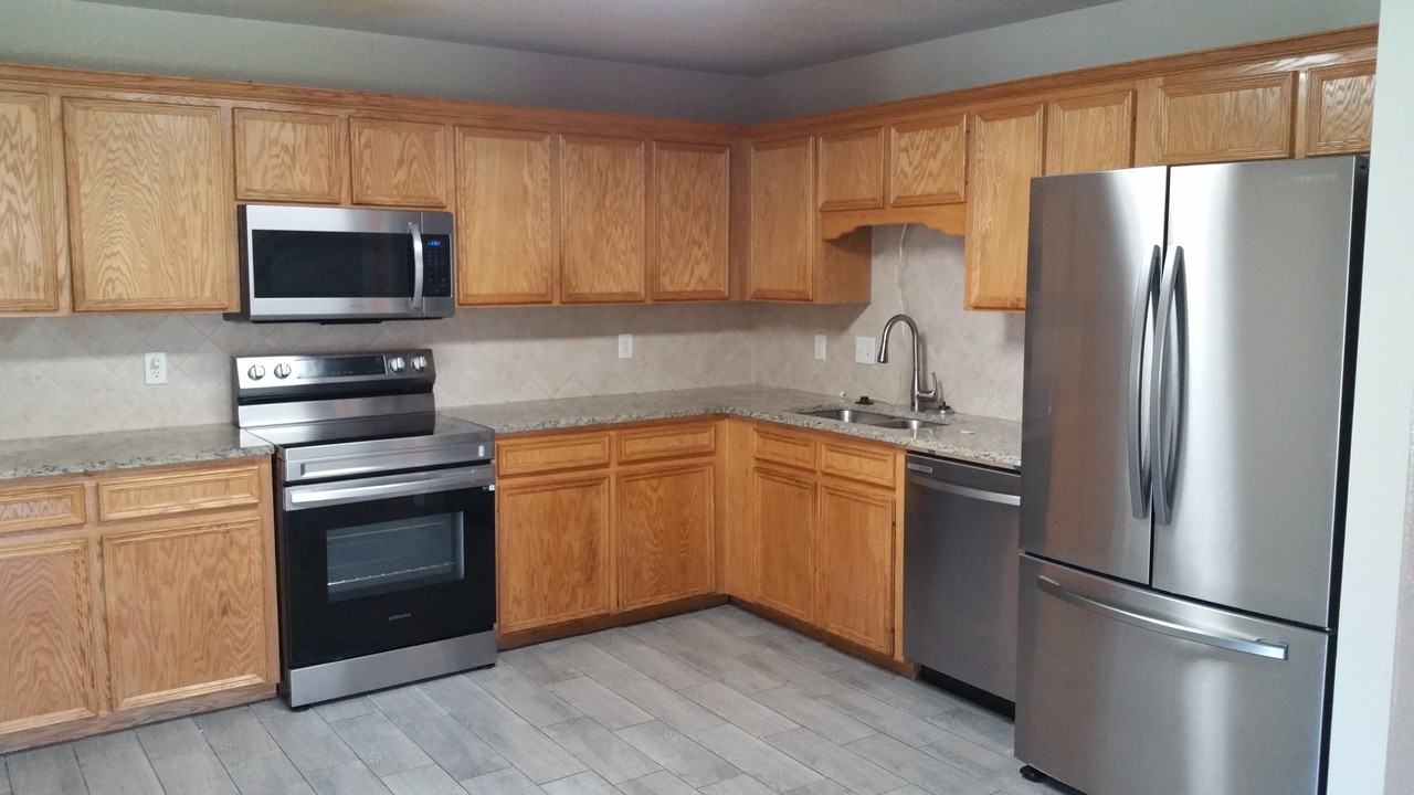 4604 Acorn Creek Trl #1 - Photo 4 of 10