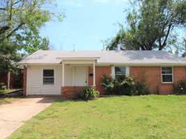 featured image of 1010 Bell Dr #1
