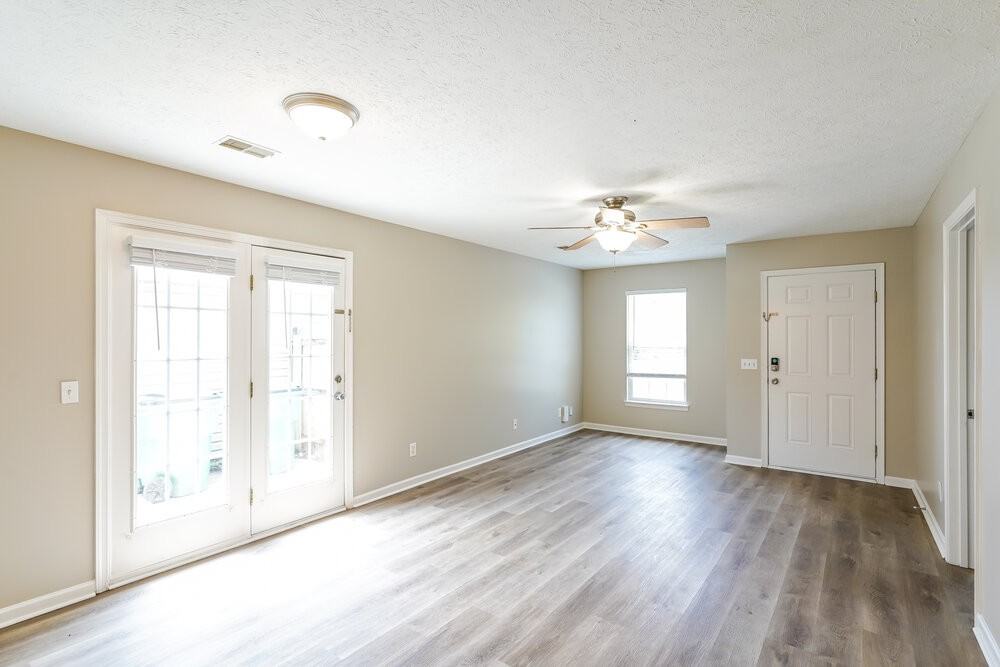 2538 Sonar St - Photo 3 of 16
