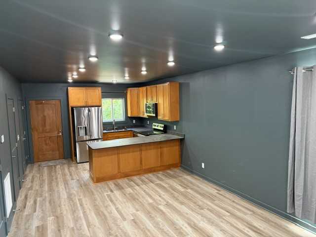 220 S 15th St #TH - Photo 6 of 13