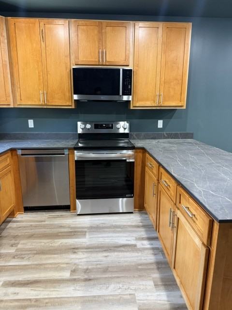220 S 15th St #TH - Photo 7 of 13