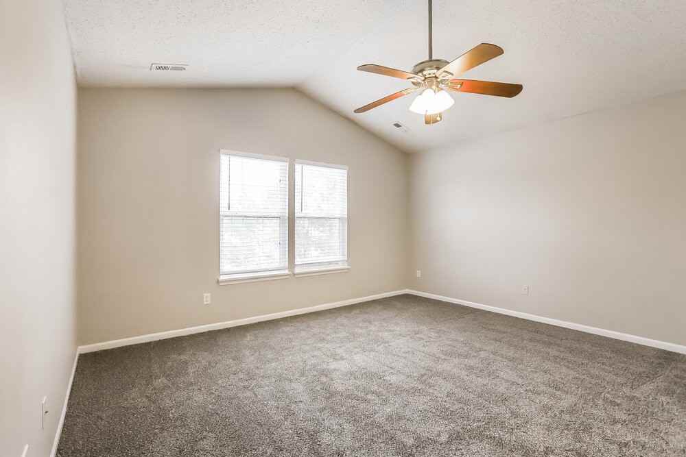 8010 Whitaker Valley Blvd - Photo 7 of 17