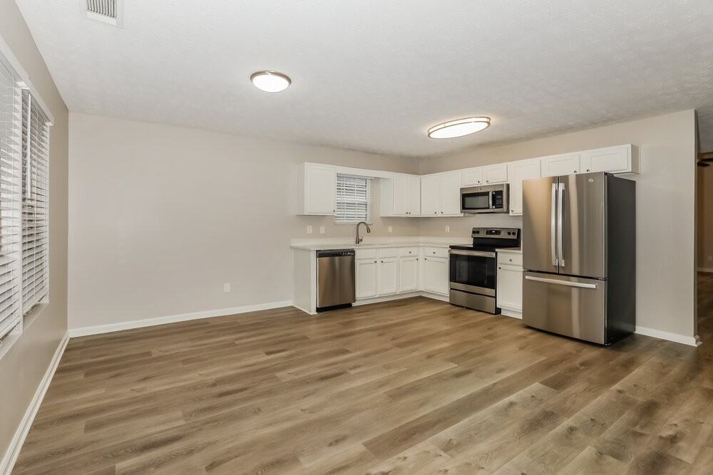 10976 Big Sky Dr - Photo 7 of 16