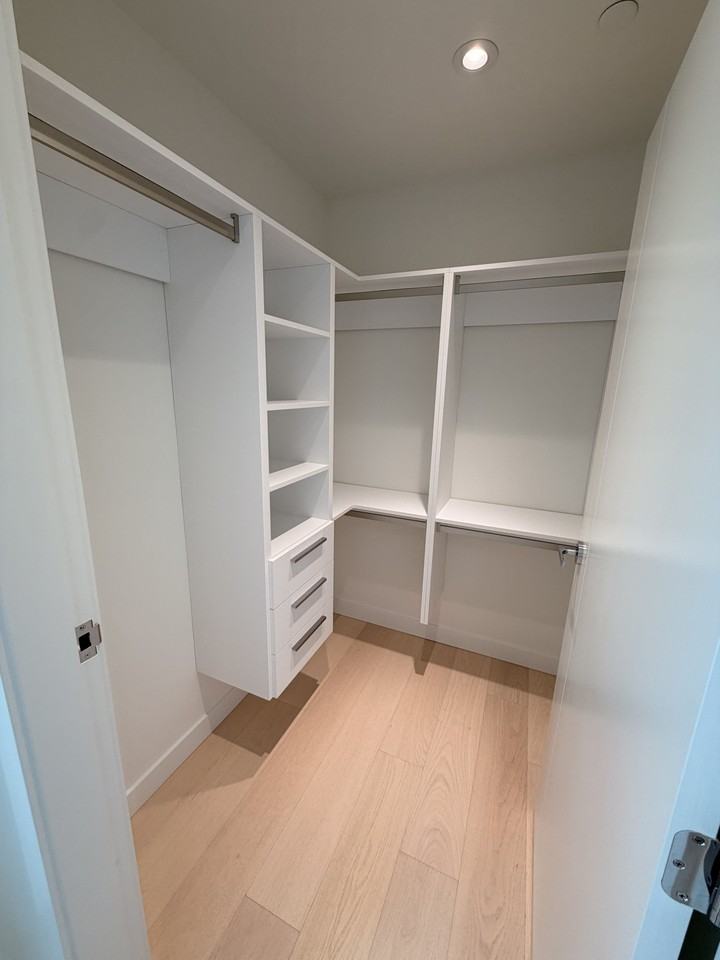 777 Harbour Way - Photo 6 of 28