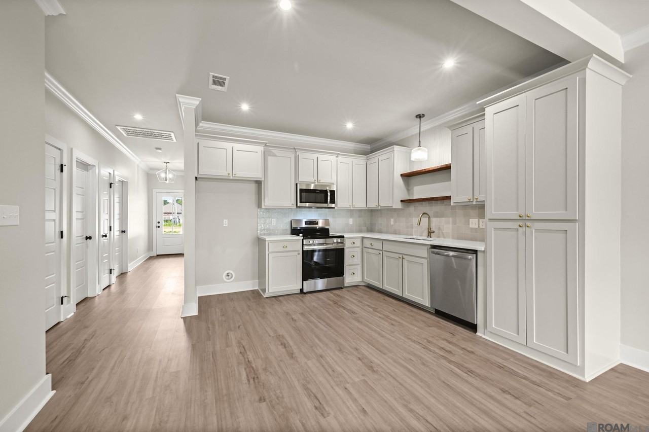 8007 Arnold Road - 6B - 6B #6B - Photo 3 of 13
