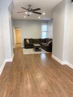 featured image of 2981 Mercer St #1