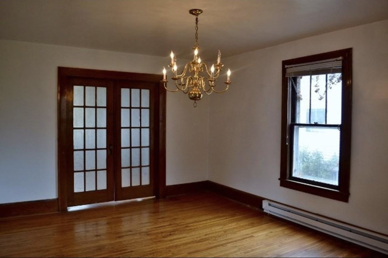 1100 College Ave #1 - Photo 3 of 12
