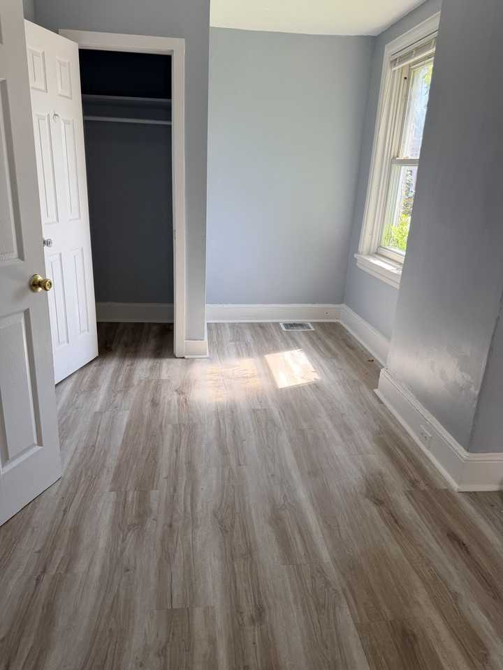 100 W 24th St #1 - Photo 2 of 6