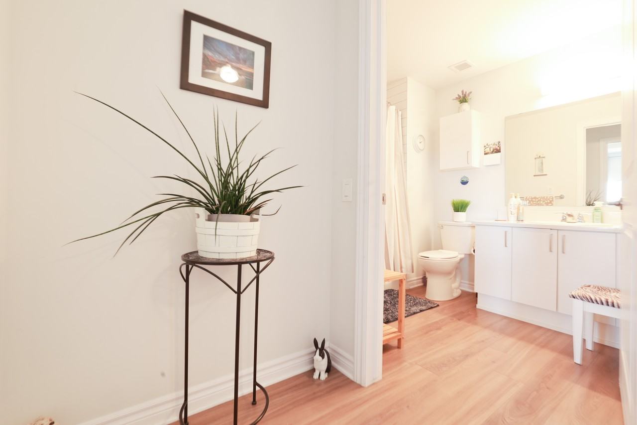 330 Livery Street #305-Q - Photo 6 of 11