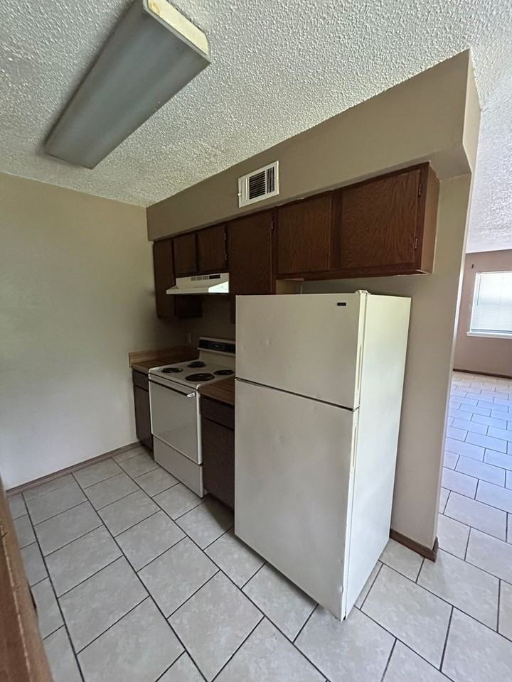 72-112 Sequoya Dr. - Photo 5 of 12