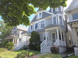 featured image of 2054 N Cambridge Ave