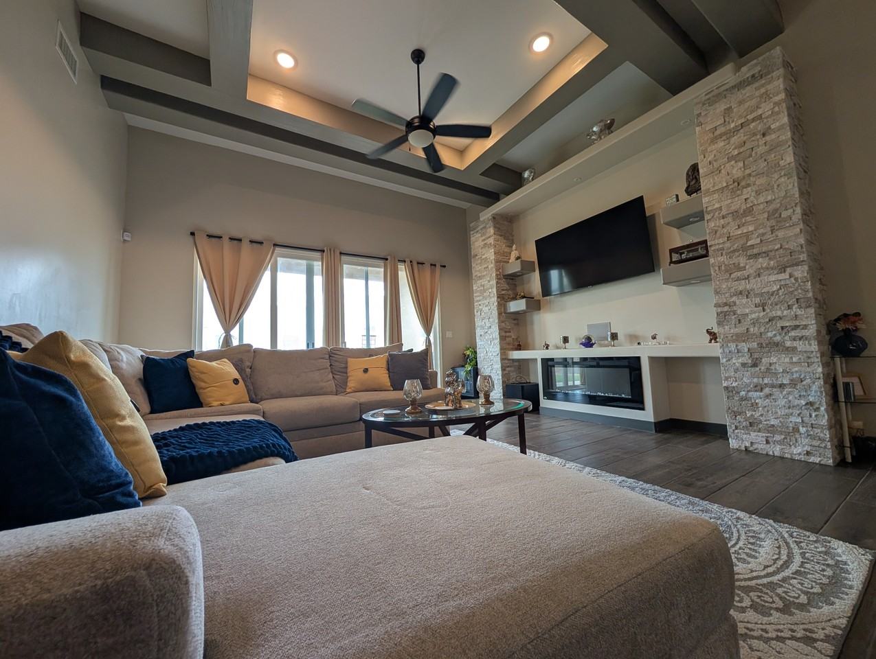 12325 Desert Pine Ave #1 - Photo 7 of 27