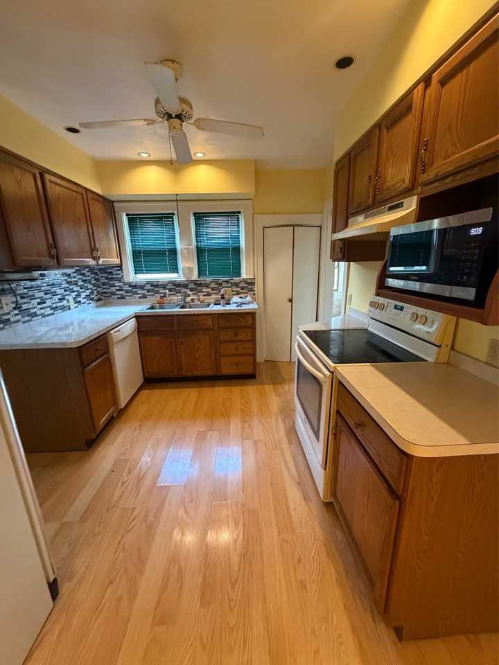 5418 Southern Blvd #1 - Photo 6 of 12