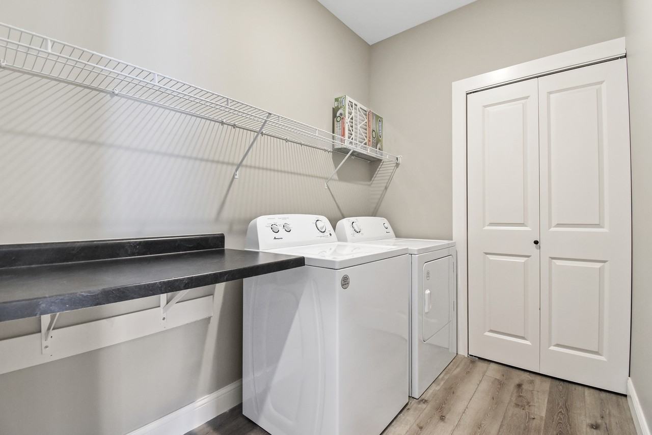 1610 Delane Dr #1610B - Photo 4 of 15