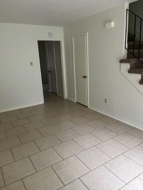 1246 Park Dr #1 - Photo 2 of 9