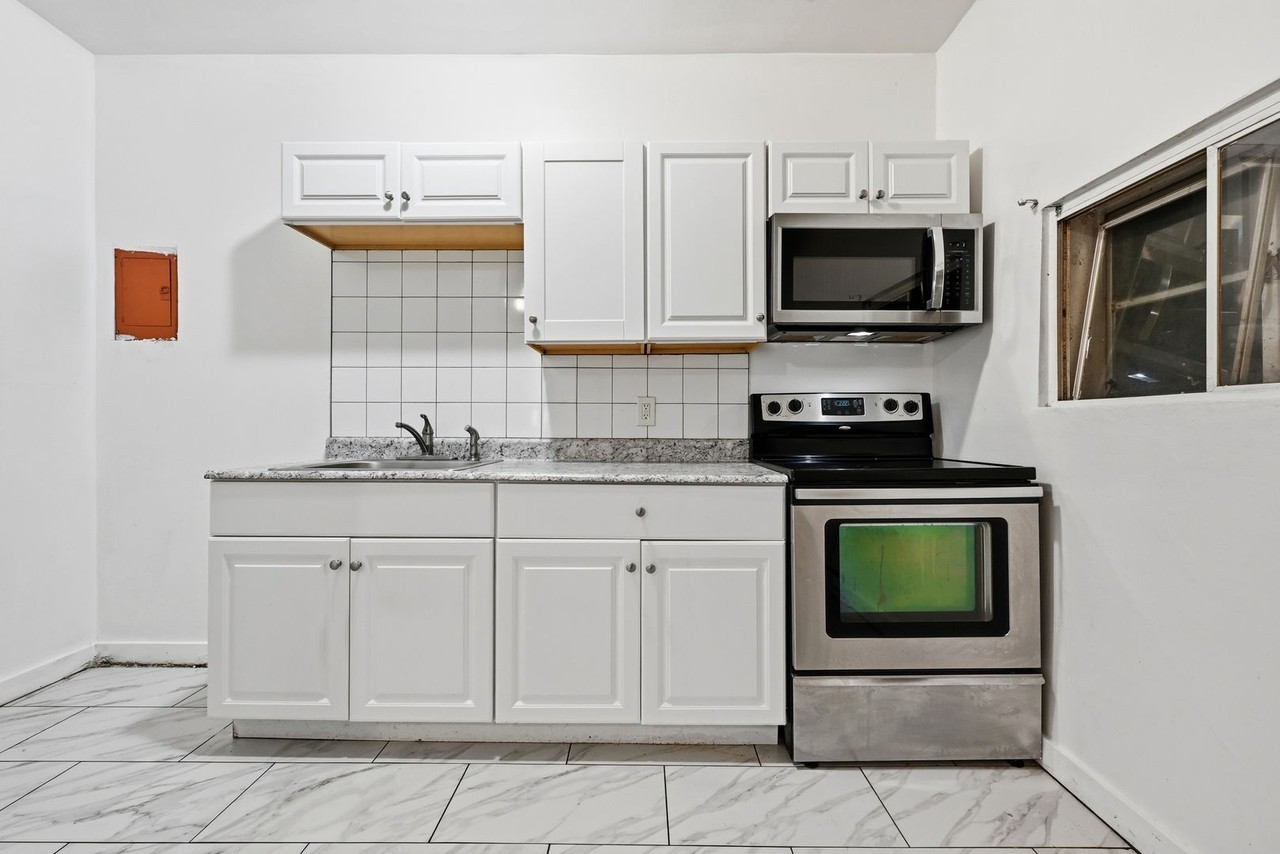 140 N. 7th Street - Photo 6 of 28