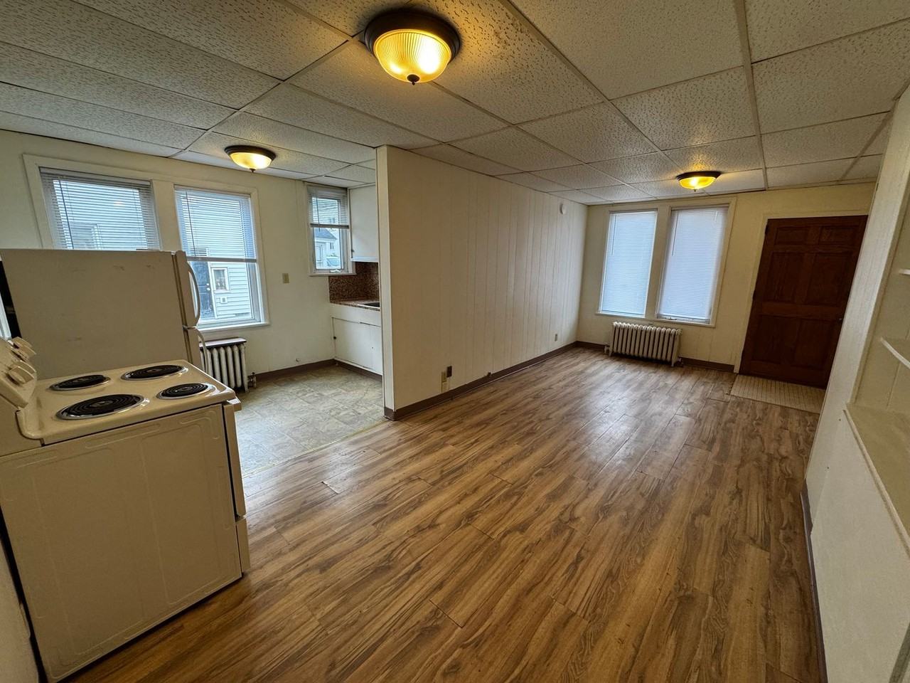 113-115 N 22nd Ave W - Photo 5 of 19