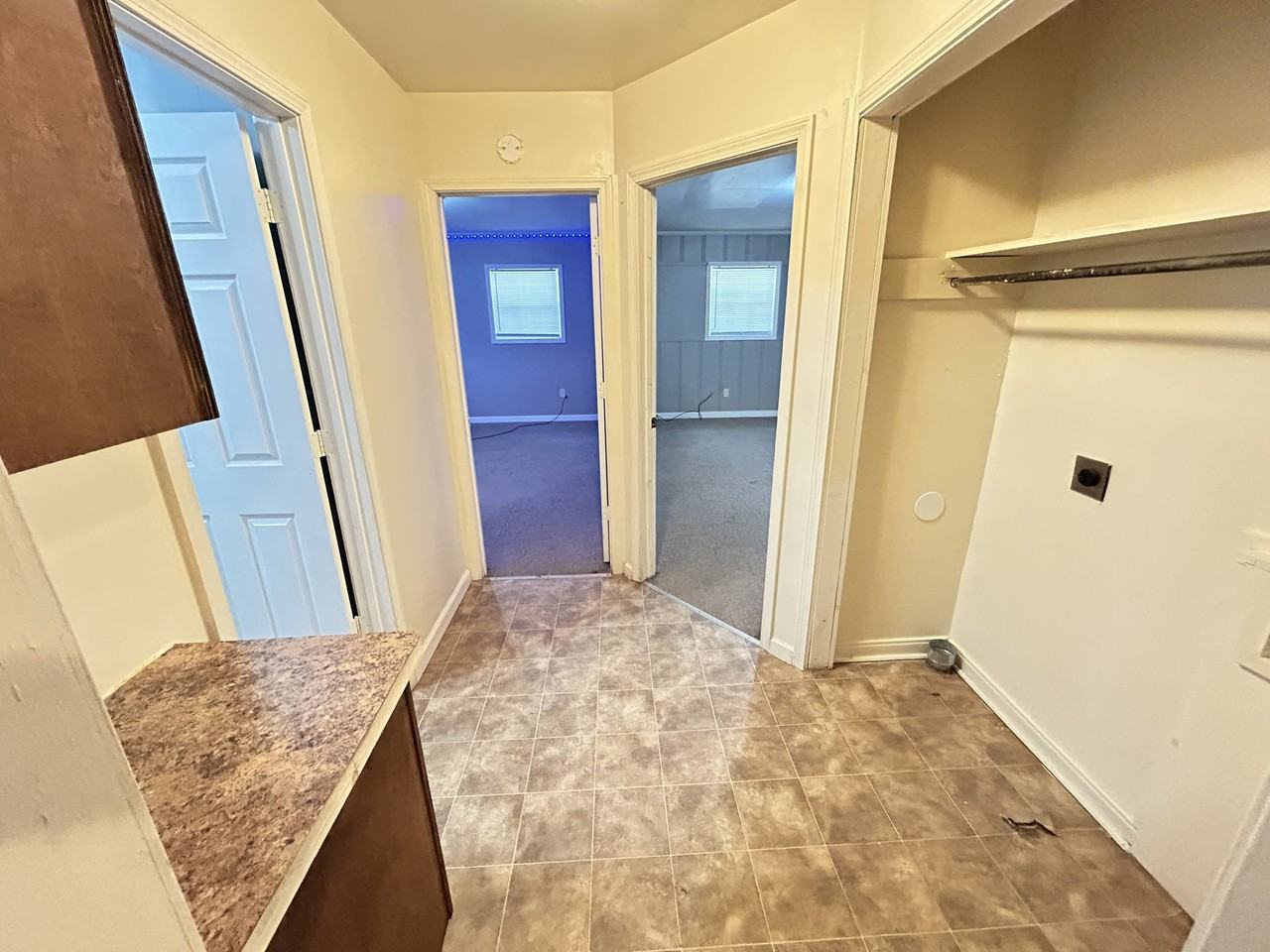 816 W 14th Ave #816 - Photo 6 of 11