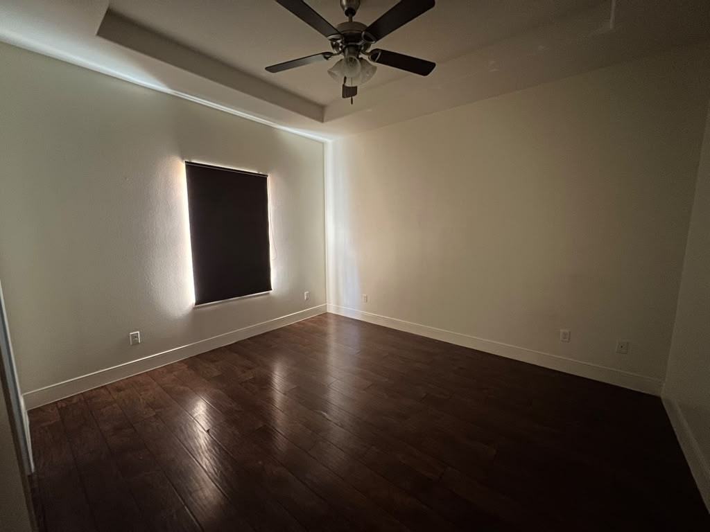3016 S L St #4 - Photo 3 of 11