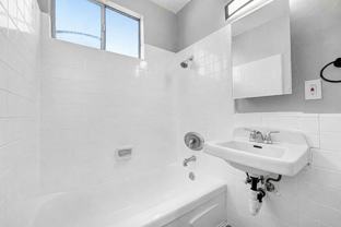 5715 N. Vista St. - Photo 1 of 1