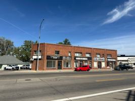featured image of 3487 Riverdale Rd