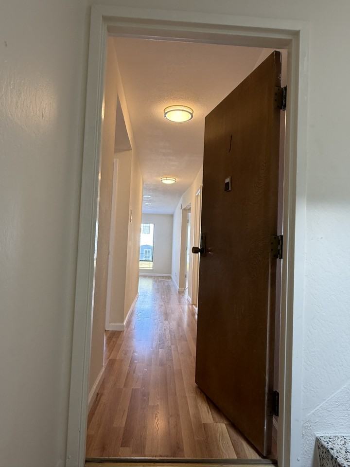 467 21st Avenue #3 - Photo 3 of 25