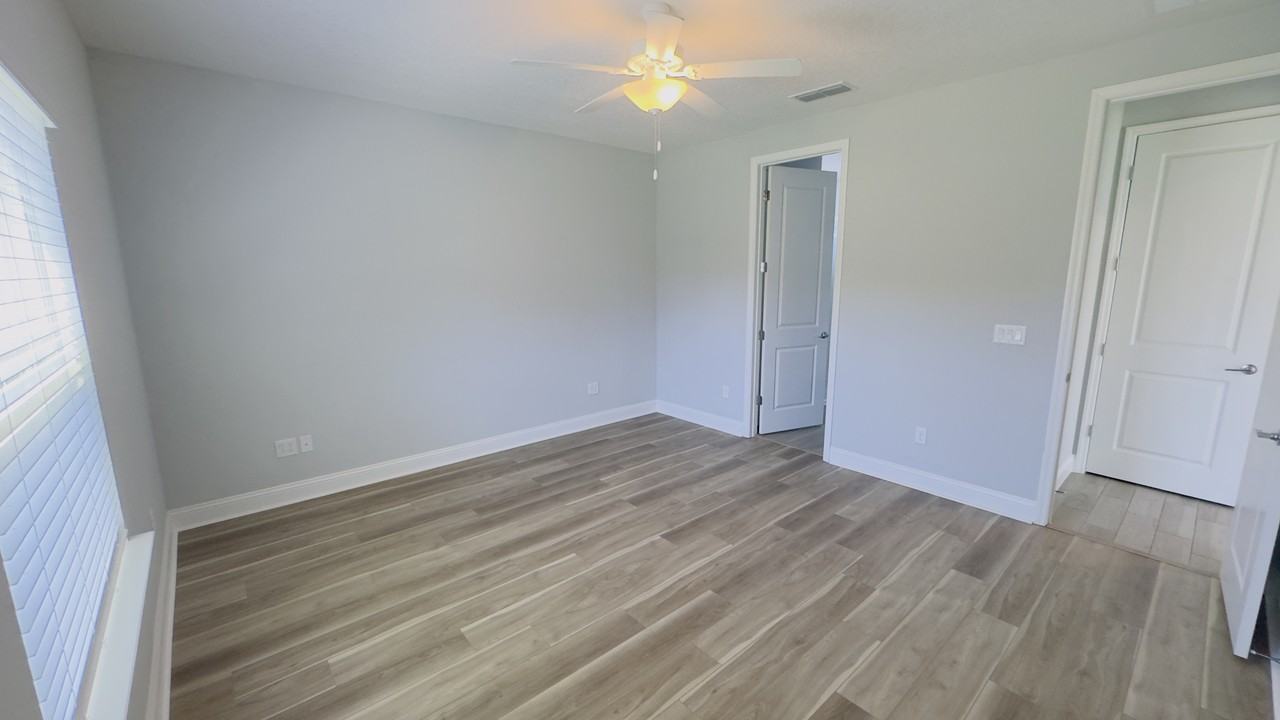 70 Killarney Ave #1 - Photo 7 of 27