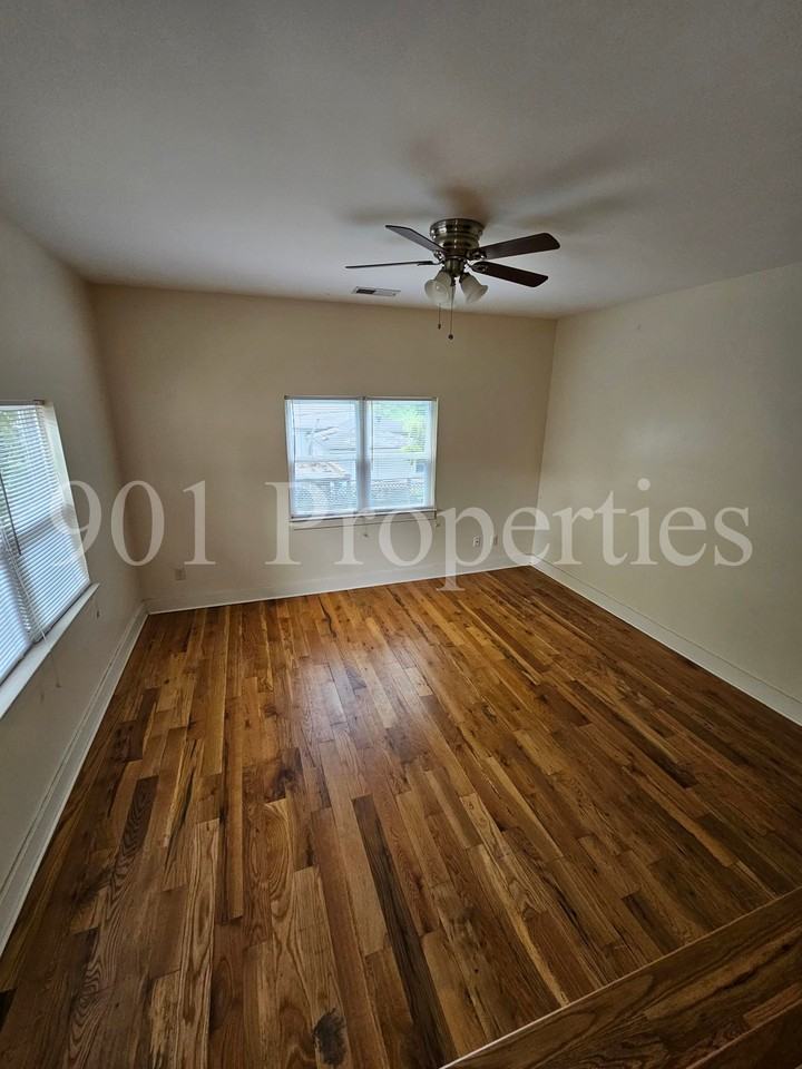 975 Meda St #3 - Photo 3 of 13