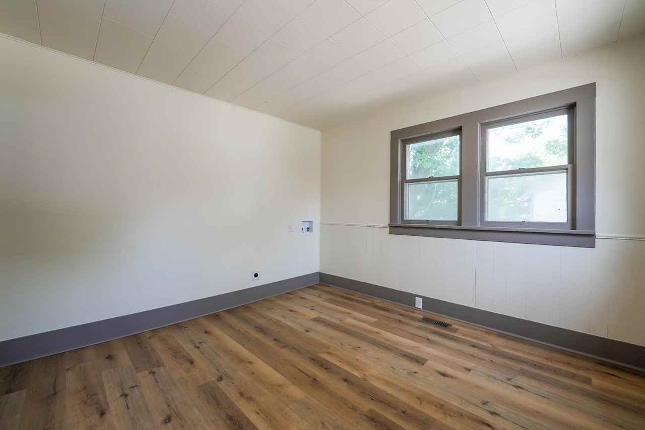 1126 W 1st Ave #1 - Photo 7 of 13