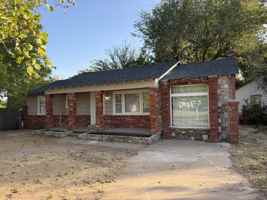 featured image of 1124 Holly Ln #1