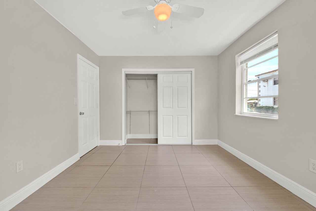 1306 S Douglas Rd #1306-01 - Photo 3 of 12