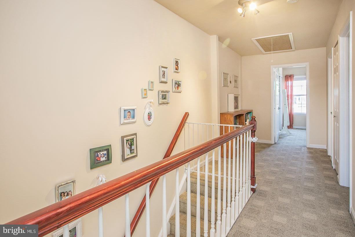 321 Southern Ave #B - Photo 7 of 21