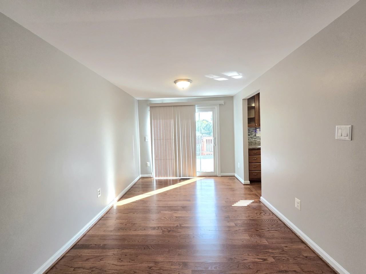 4331 Rolling Stone Way #1 - Photo 5 of 32