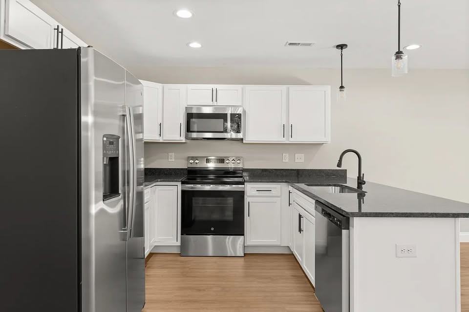 75 Ben Hurt Rd #1 - Photo 5 of 17