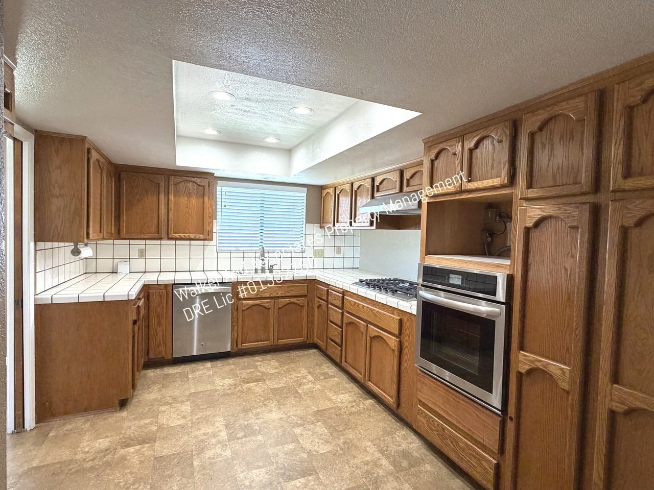 622 Farrell Dr #1 - Photo 5 of 30