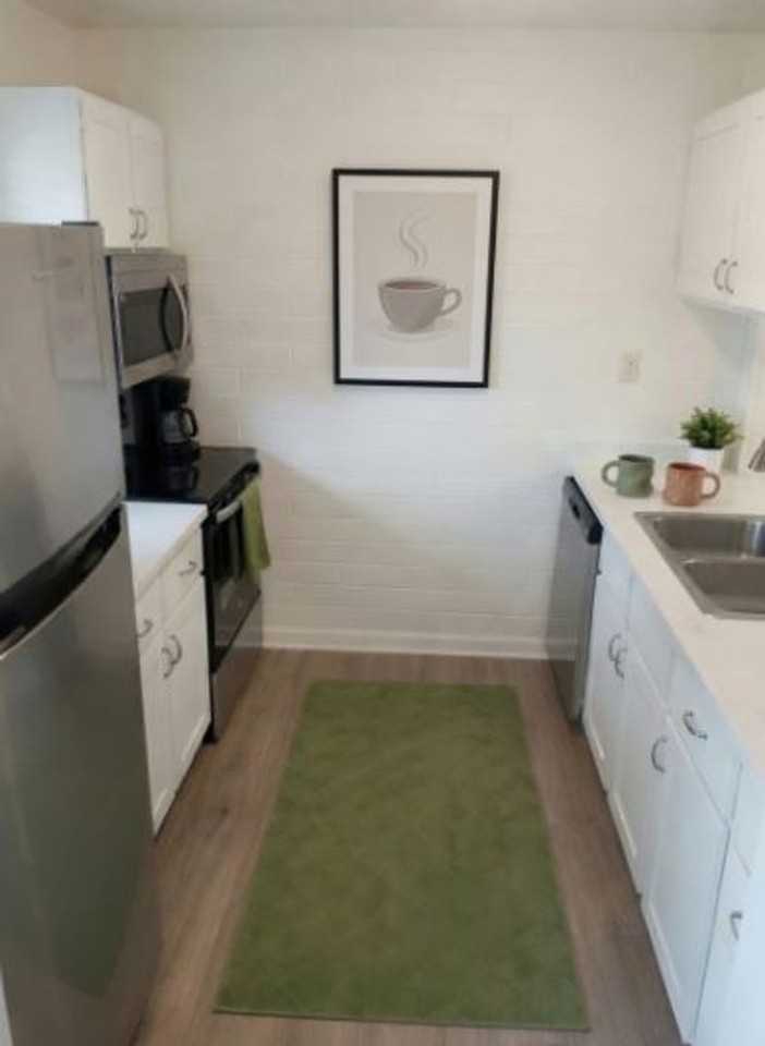 Tower Hill Apartments - Photo 2 of 15