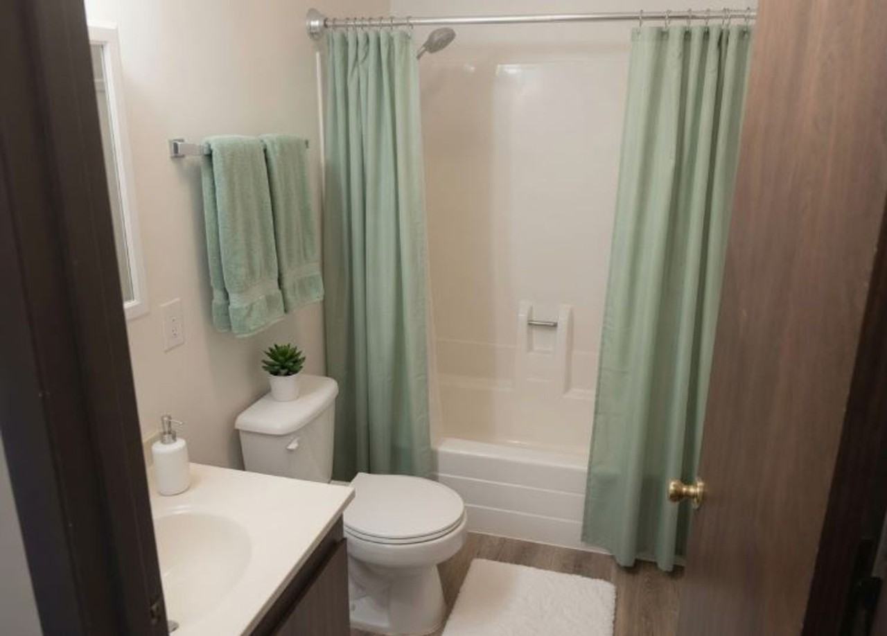 Tower Hill Apartments - Photo 4 of 15