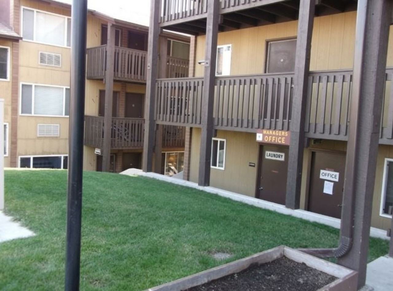 Tower Hill Apartments - Photo 7 of 15