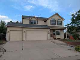 featured image of 7492 Amberly Dr