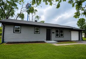 featured image of 7 Lazarcheff Dr