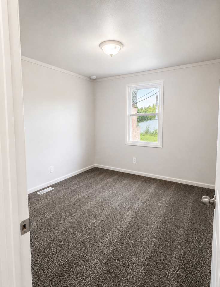 7 Lazarcheff Dr - Photo 5 of 8
